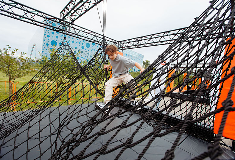 Сетчатый скалодром – 6 м.