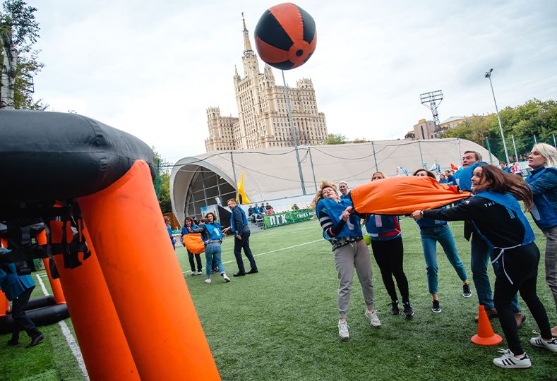 Гигантский Баскетбол