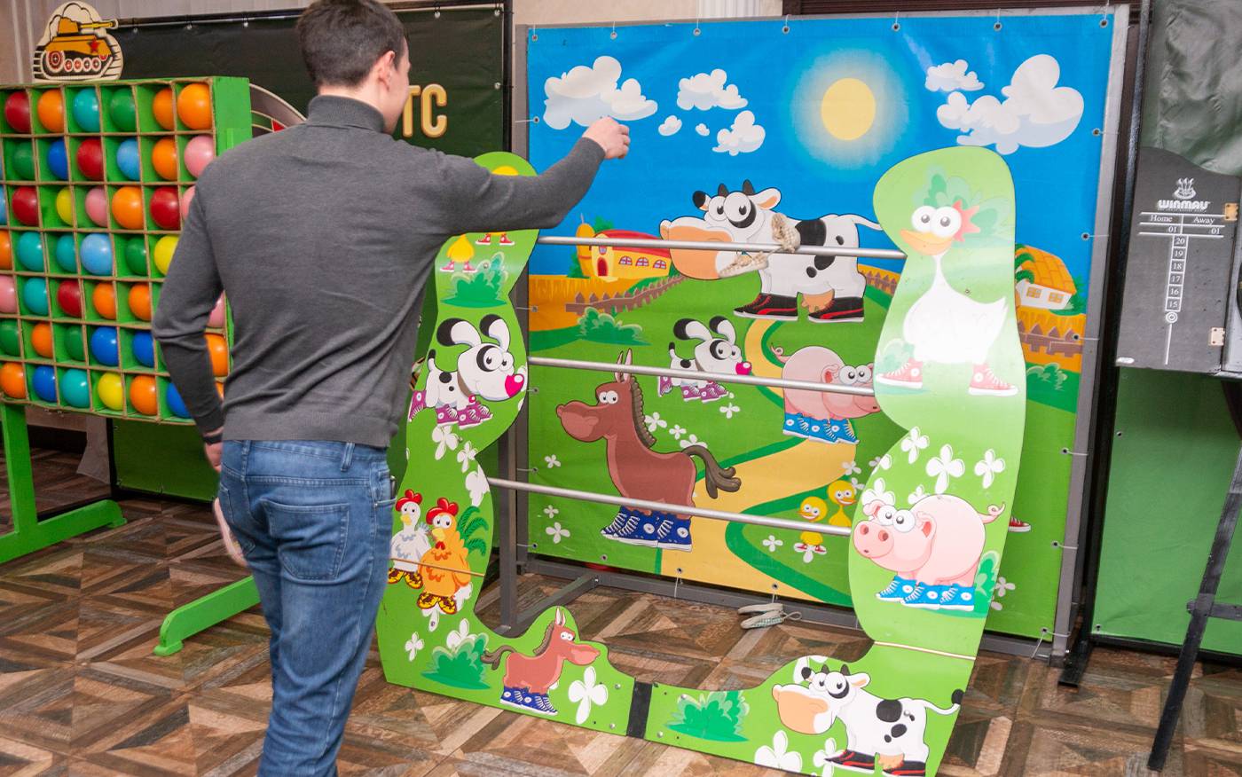 Надувной дартс